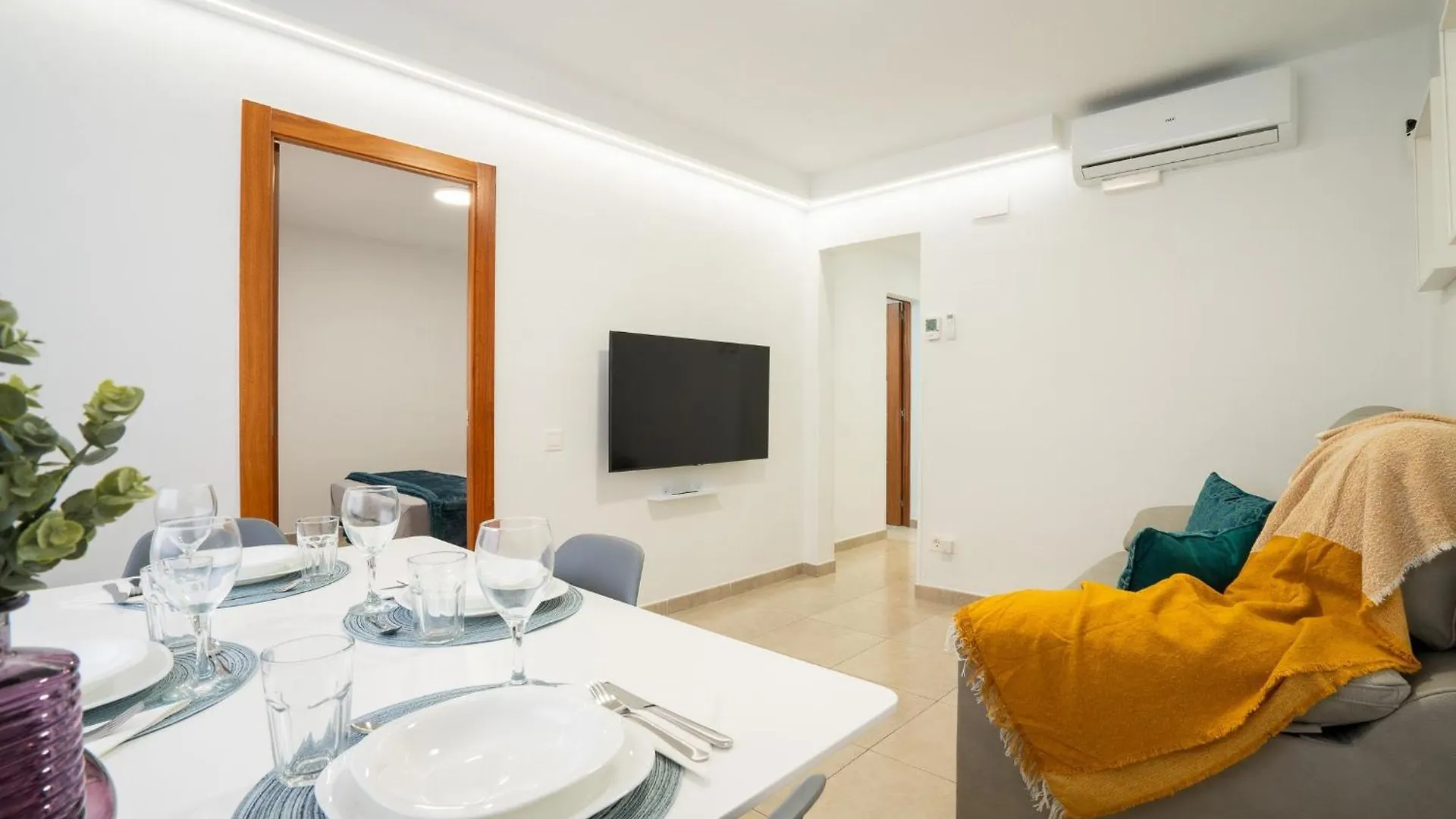Home365 Barbera Del Valles Barcelona