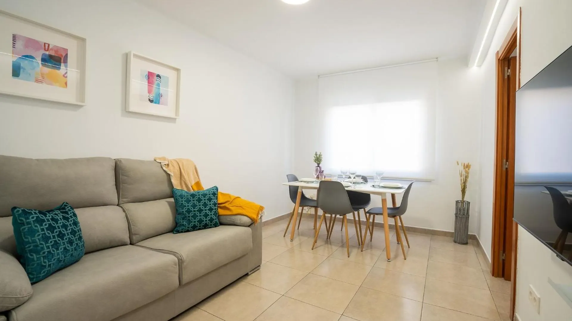 Home365 Barbera Del Valles Barcelona Spain